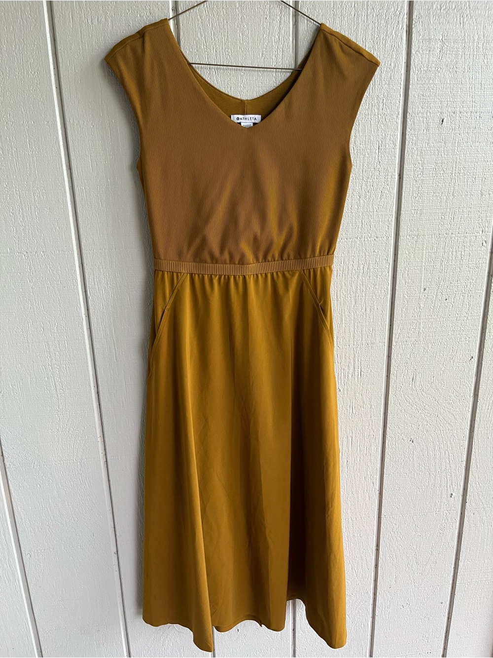 Athleta Ryder Midi Dress in Mustard Size M